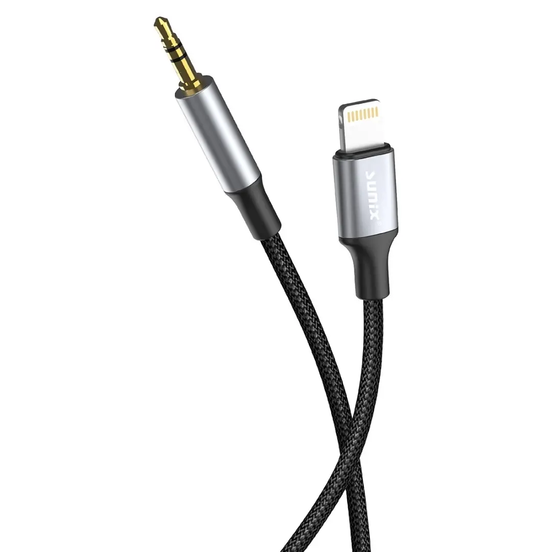 AC04 PLUS LIGHTNING TO AUX CABLE (Pug&Play)